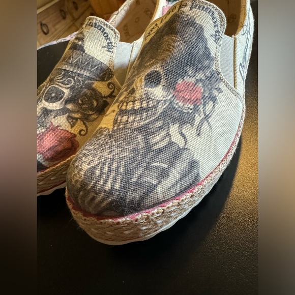Goby Day Of The Dead Graphic Espadrilles - Picture 3 of 6